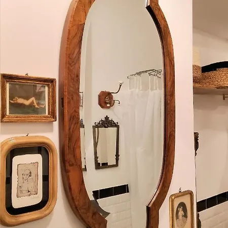 La Casa Degli Specchi Apartment