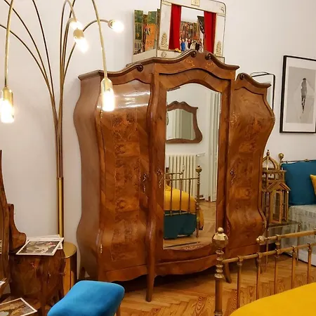 Apartment La Casa Degli Specchi Turin