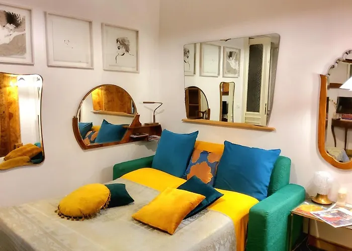 La Casa Degli Specchi *