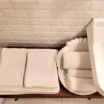 La Casa Degli Specchi Турин
