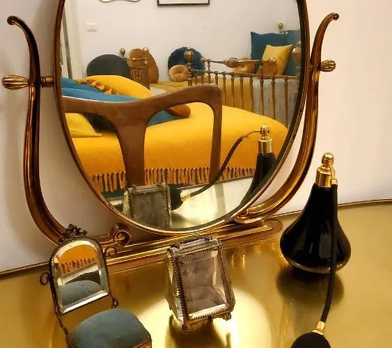 La Casa Degli Specchi