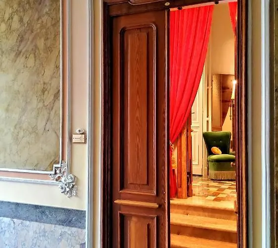 La Casa Degli Specchi * トリノ
