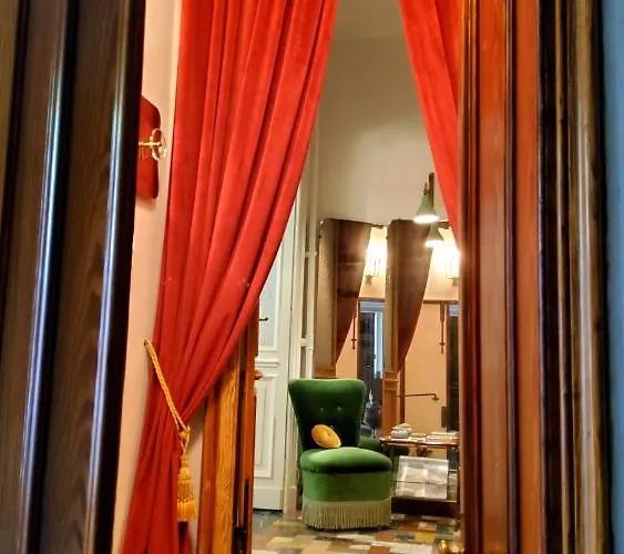 La Casa Degli Specchi トリノ
