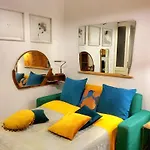La Casa Degli Specchi *
